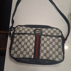 Vintage Gucci GG Supreme Ophidia Crossbody Bag